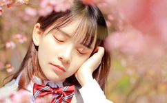 孙鹤予年轻时图片